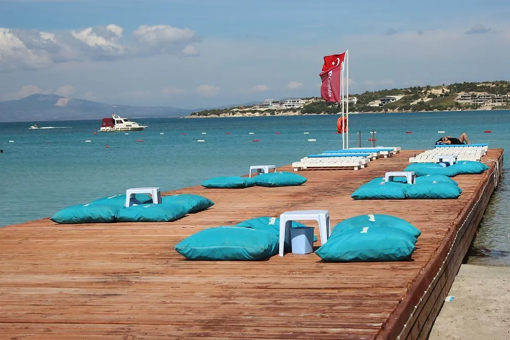 A 11 Hotel Çeşme
