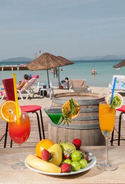 A 11 Hotel Çeşme 4*,  تركيا