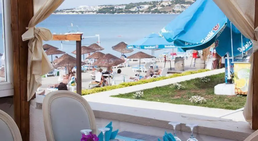 A 11 Hotel Çeşme