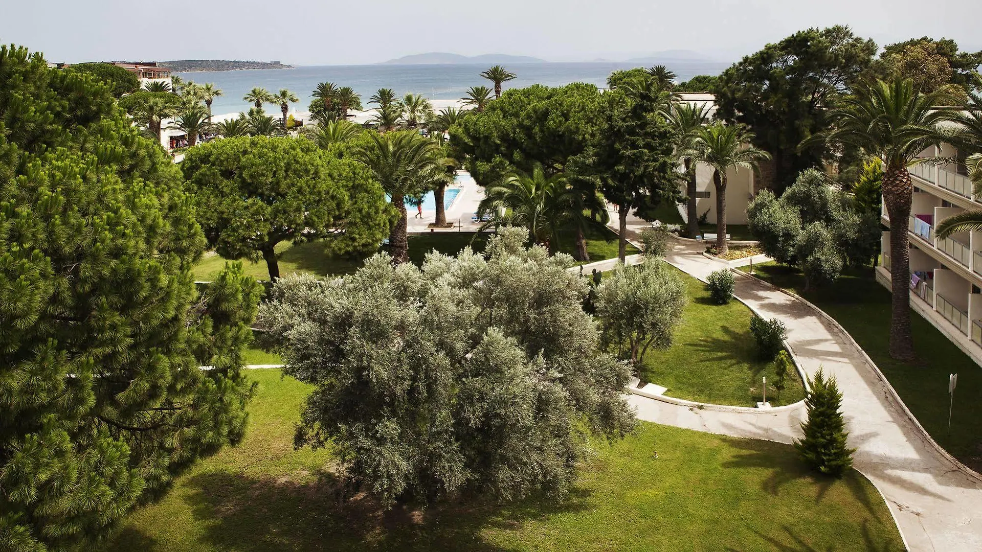 A 11 Hotel Çeşme
